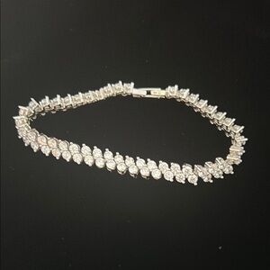 Elegant Silver  Tennis Bracelet with Sparkling Accents